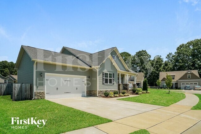 295 Edgefield St in Clayton, NC - Building Photo - Building Photo