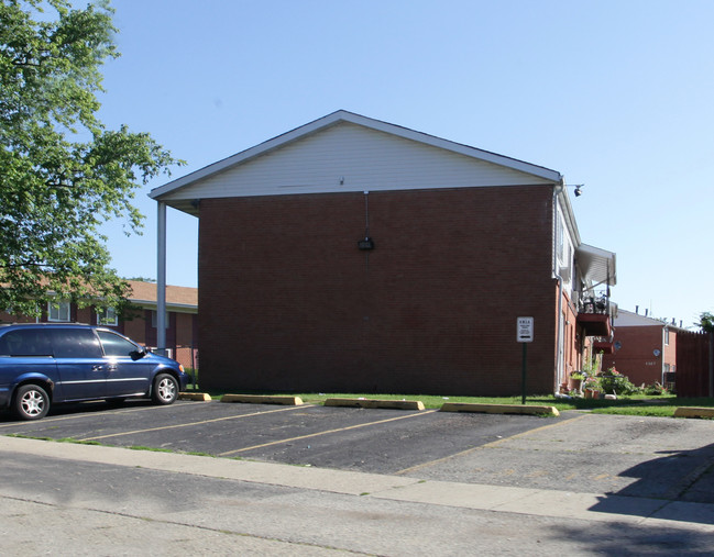 Randall West in Aurora, IL - Foto de edificio - Building Photo