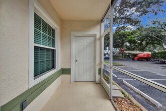 23710 Walden Center Dr in Estero, FL - Building Photo - Building Photo