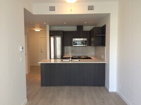 97 W Georgia St in Vancouver, BC - Building Photo