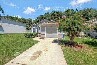 11195 Mikris Dr N in Jacksonville, FL - Building Photo - Building Photo
