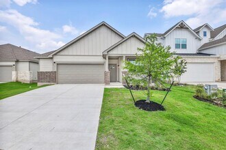 505 Brooks Ranch Dr in Kyle, TX - Building Photo - Building Photo