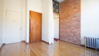 840 Hart St in Brooklyn, NY - Building Photo - Building Photo