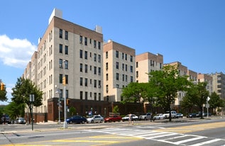 Roosevelt Gardens in Bronx, NY - Building Photo