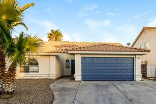 1427 Hawkwood Rd in Henderson, NV - Building Photo