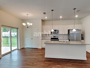 29648 Passerine Ct in Wesley Chapel, FL - Building Photo - Building Photo