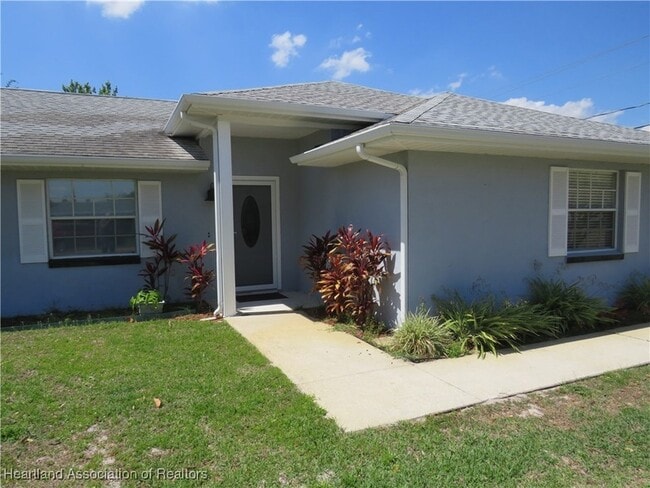 3307 Healey St in Sebring, FL - Building Photo - Building Photo