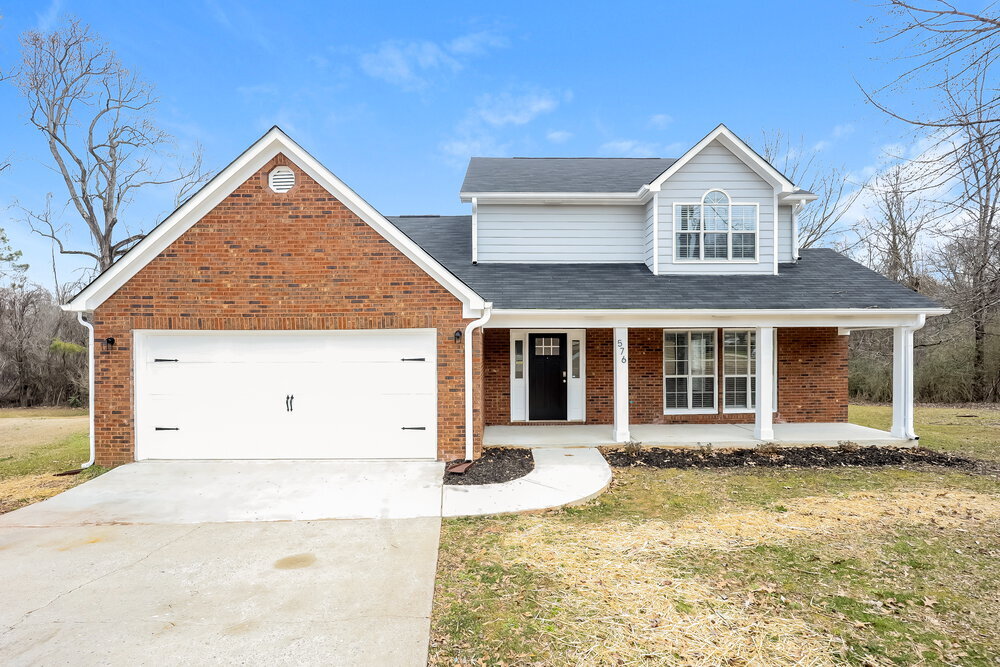 576 Flint Ridge Ct in Jonesboro, GA - Building Photo