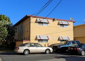 2021 Riley Ct in Concord, CA - Building Photo