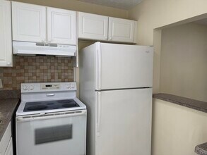 9915 Sandalfoot Blvd in Boca Raton, FL - Building Photo - Building Photo