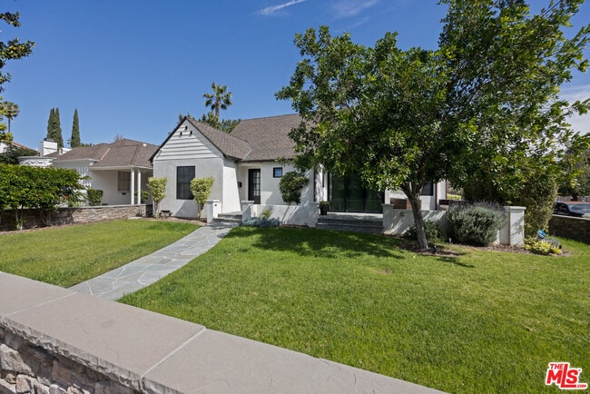 4316 N Clybourn Ave in Burbank, CA - Foto de edificio - Building Photo