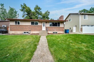 1206 Westmoreland Rd in Colorado Springs, CO - Building Photo - Building Photo