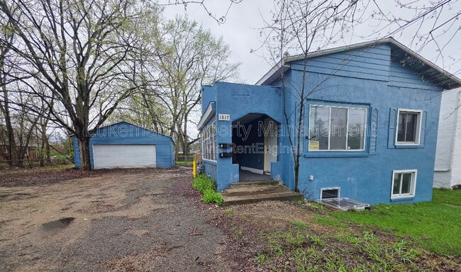 1817 W Michigan Ave in Battle Creek, MI - Building Photo - Building Photo
