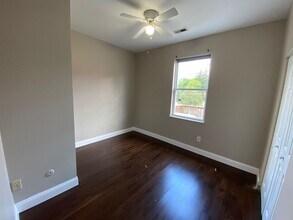 32 W Norwich Ave in Columbus, OH - Building Photo - Building Photo