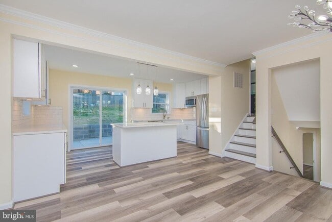 14 N Montague St in Arlington, VA - Building Photo - Building Photo