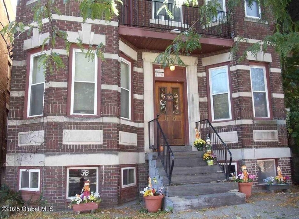 68 Morris St in Albany, NY - Building Photo
