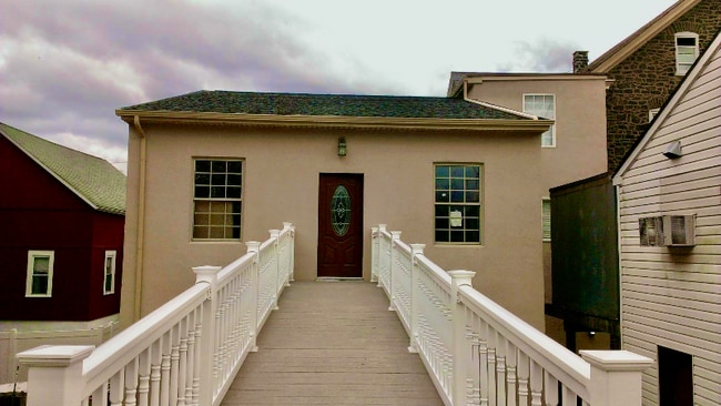 3118 Main St. in Green Lane, PA - Building Photo - Building Photo