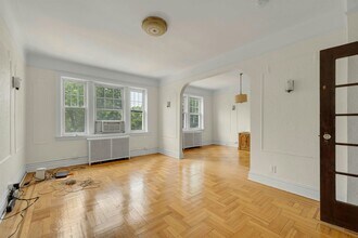 320 Second St in Union City, NJ - Building Photo - Building Photo
