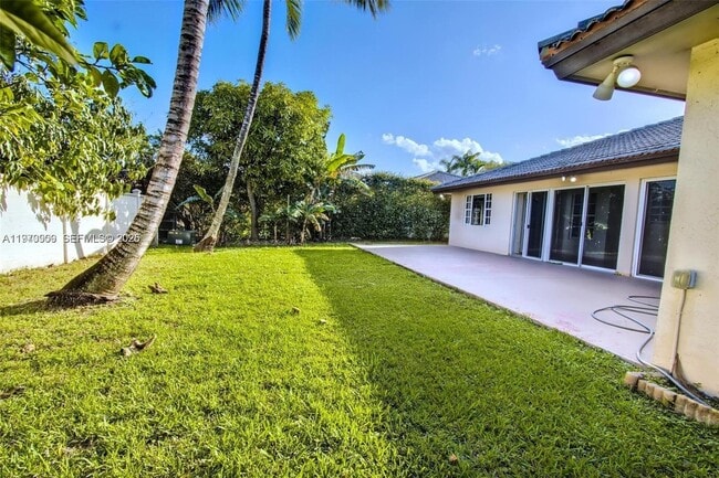 421 NW 136th Ave in Miami, FL - Building Photo - Building Photo