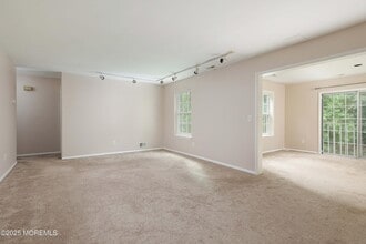 705 Zlotkin Cir in Freehold, NJ - Building Photo - Building Photo