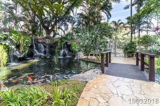 343 Hobron Ln in Honolulu, HI - Building Photo - Building Photo