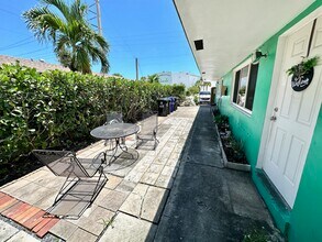 1129 NE 15th St in Fort Lauderdale, FL - Building Photo - Building Photo