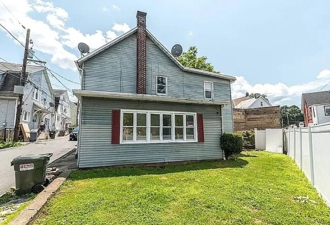 property at 536 Jischke St