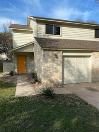 8812 Clearbrook Trail in Austin, TX - Foto de edificio - Building Photo