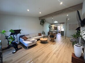 1347 E Parkway Dr in Colorado Springs, CO - Building Photo - Building Photo