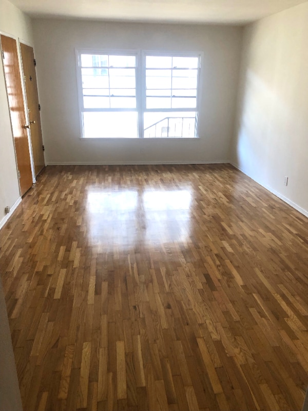 1466 S Sherbourne Dr in Los Angeles, CA - Building Photo - Building Photo