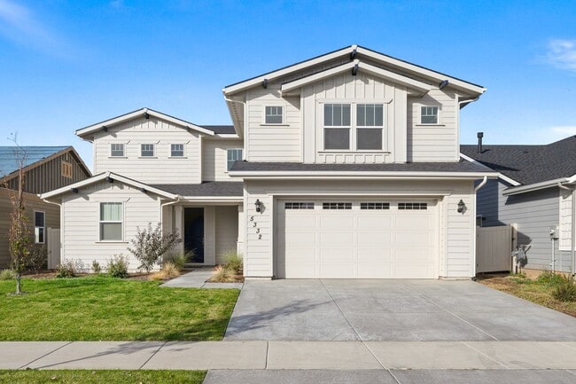 5332 W Daphne Dr