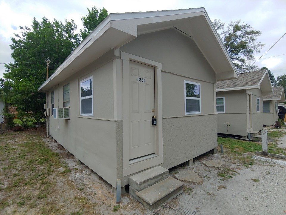 1865 29th Ave N-Unit -1865 in St. Petersburg, FL - Building Photo
