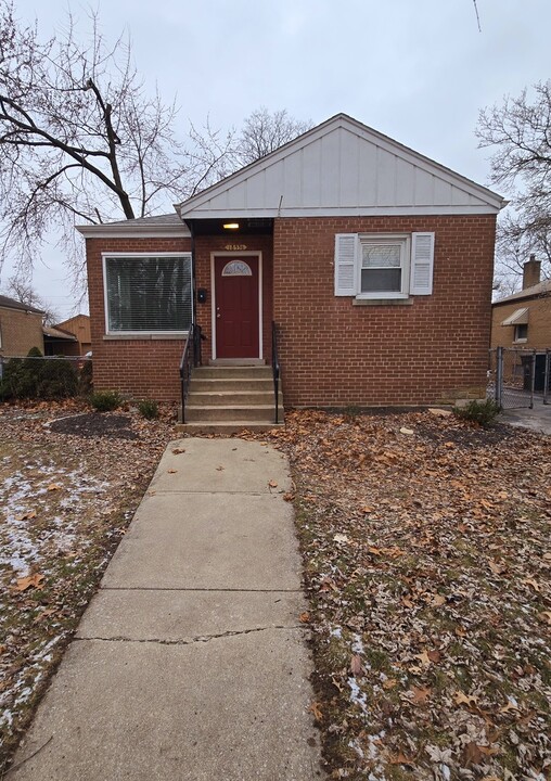 18536 Morris Ave in Homewood, IL - Building Photo