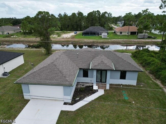 612 Ames St E in Lehigh Acres, FL - Building Photo - Building Photo
