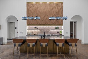 Grapevine 2499 in Grapevine, TX - Building Photo