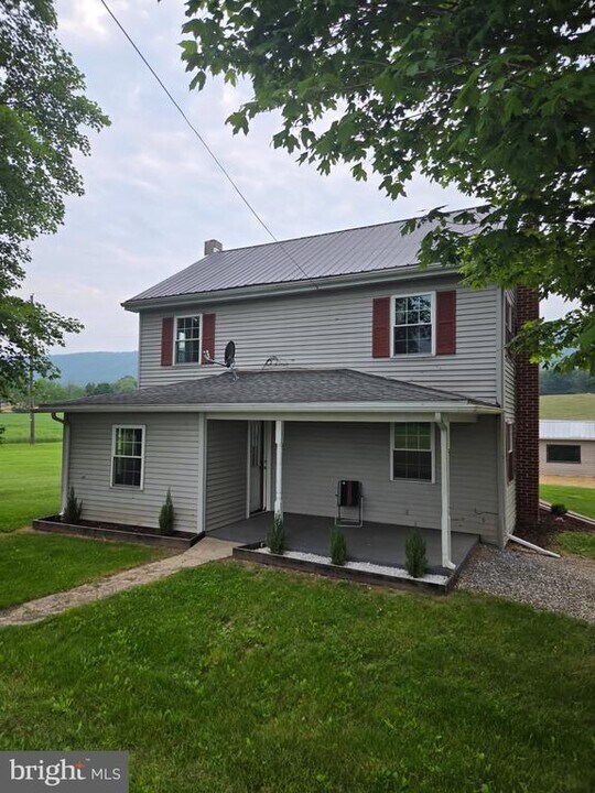 478 Reisinger Rd in Ickesburg, PA - Building Photo