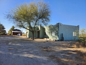 8846 S 23rd Ave in Phoenix, AZ - Foto de edificio - Building Photo