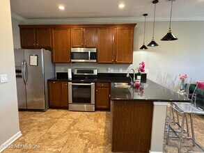 528 Sherwood Oaks Dr in Orange Park, FL - Building Photo - Building Photo