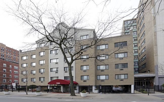 Devonshire Apartments in Chicago, IL - Building Photo - Building Photo