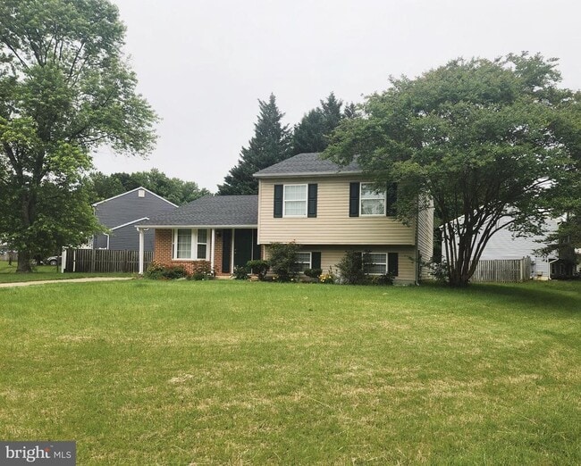 property at 12216 Kingsbrook St
