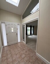 1570 Bungalow Ln in Petaluma, CA - Building Photo - Building Photo