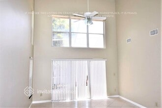 5426 NW 56th Dr in Coconut Creek, FL - Foto de edificio - Building Photo