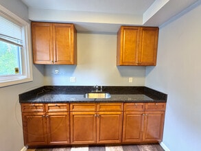 14281 Toepfer Rd in Warren, MI - Foto de edificio - Building Photo