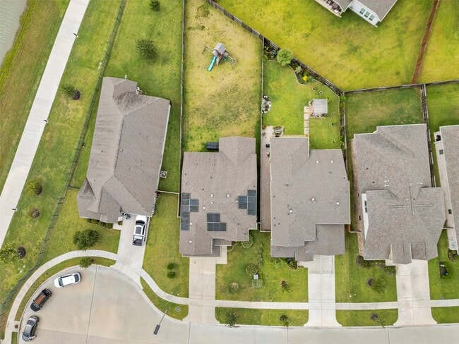 property at 2405 Bayrose Dr