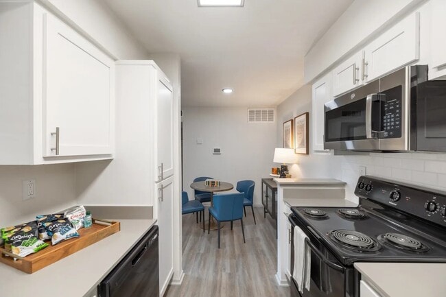 property at 11715 S Glen Dr