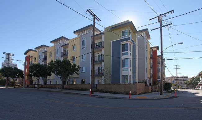 Andalucia Heights in Los Angeles, CA - Foto de edificio - Building Photo