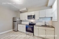 1909 Barclay St photo'