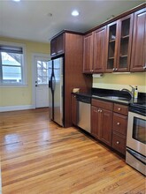 32 Robin Rd in West Hartford, CT - Building Photo - Building Photo
