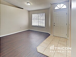 3132 Mandeville St in Deltona, FL - Building Photo - Building Photo