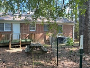 161 Davie St in Pittsboro, NC - Building Photo - Building Photo